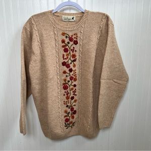 Tulchan NWT Beige Floral Hand Embroidered 100% Wool Crewneck Sweater Medium